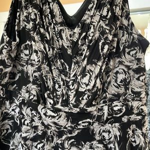VERA WANG  handkerchief hem dress sz Large